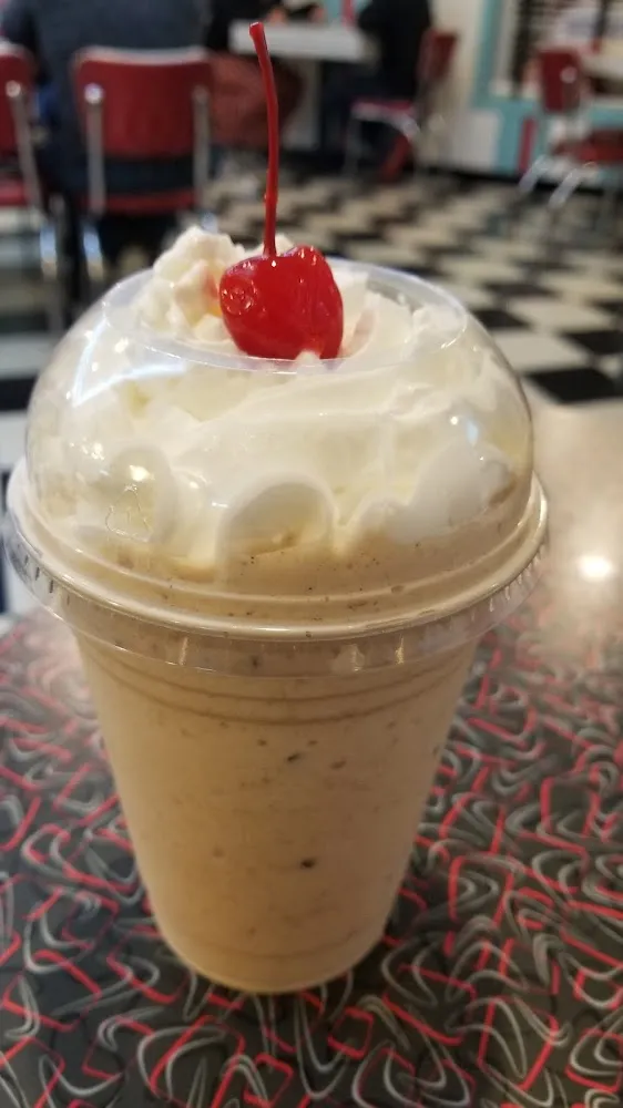 Moose Tracks Milkshakes